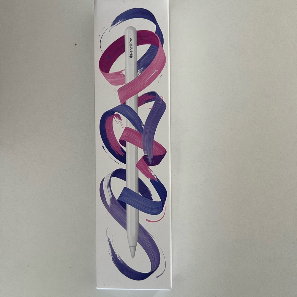 Apple Pencil Pro White with Branded Packaging